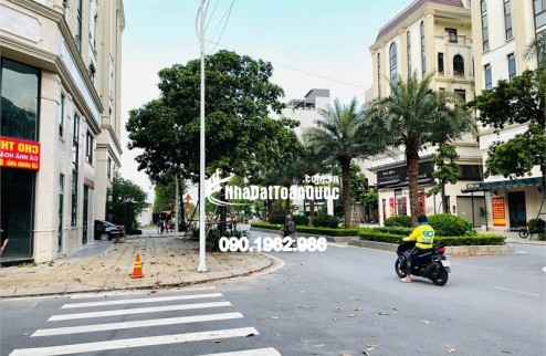 Vị Trí Kim Cương – Nhà 7 Tầng Thang Máy – Gần Him Lam - Giá cực hấp dẫn